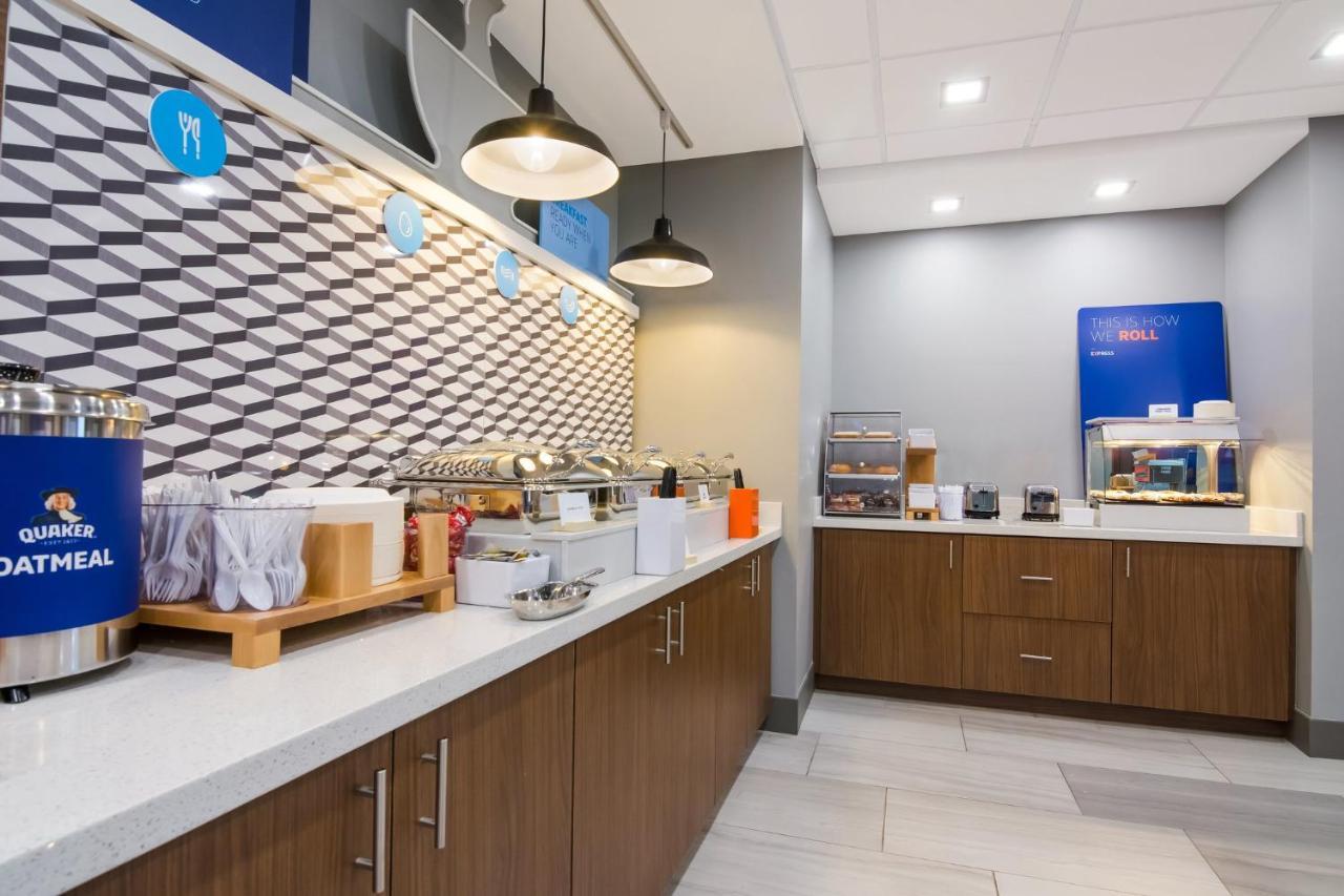 Holiday Inn Express & Suites - Springdale - Fayetteville Area Экстерьер фото